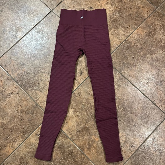 Balance Athletica Quartz Leggings Amethyst Size M - Picture 5 of 7